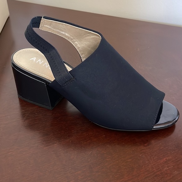 Anne Klein Slingback Navy Blue Heels - Picture 5 of 7